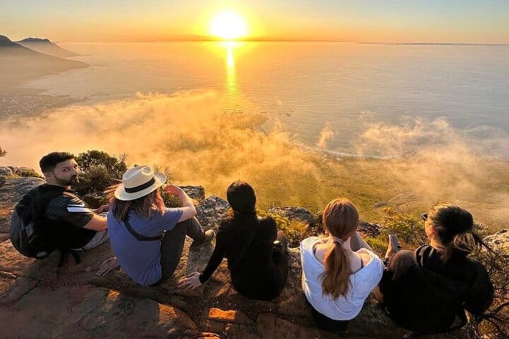 The Cape Town Local - Cape Town: Lion's Head Sunrise/Sunset Hike